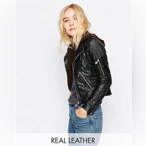 Doma Punched Scaled Textured Leather Jacket, Black - Picture 2 of 15